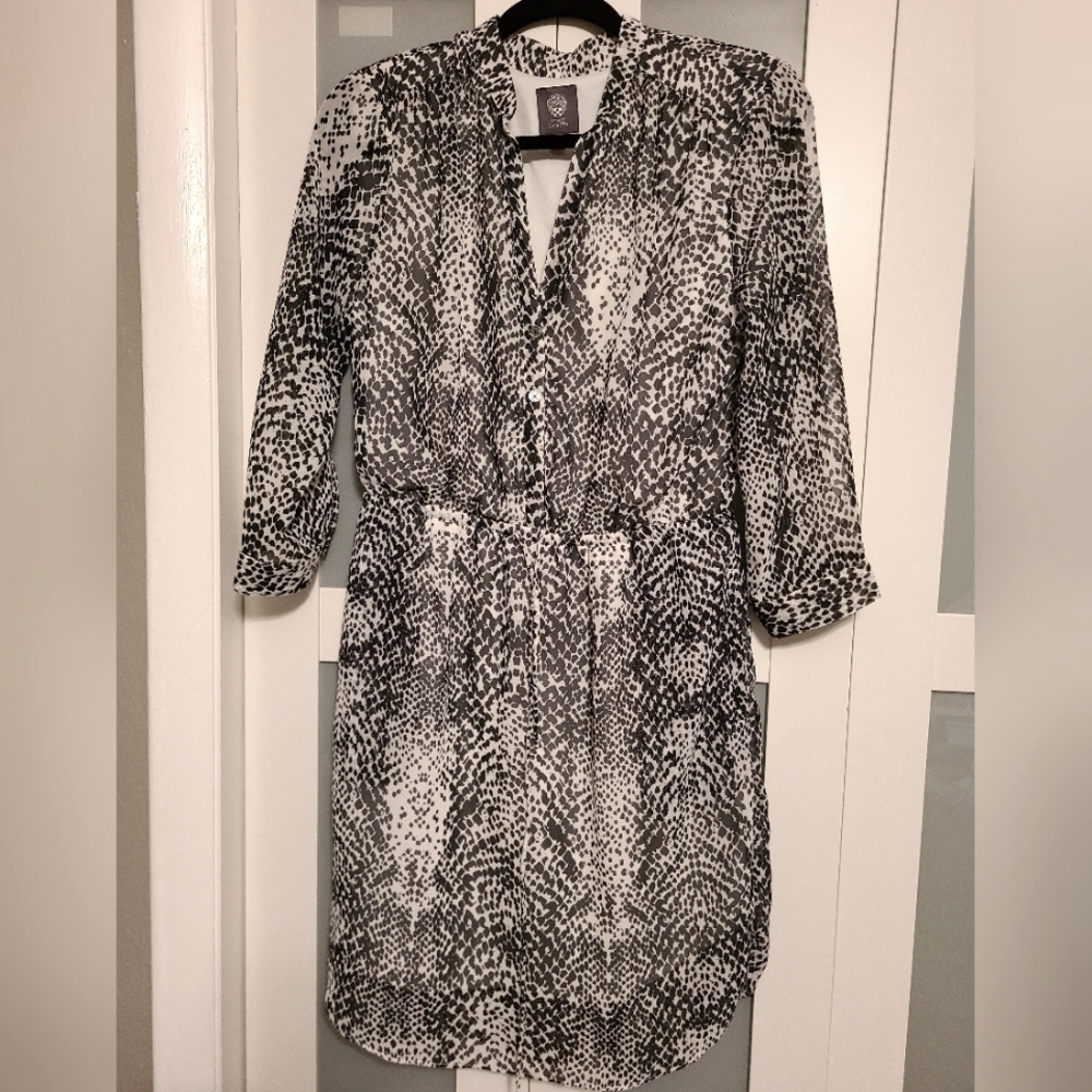 Vince Camuto Animal Print Button Down Mini Dress with 3/4 Length Sleeves
